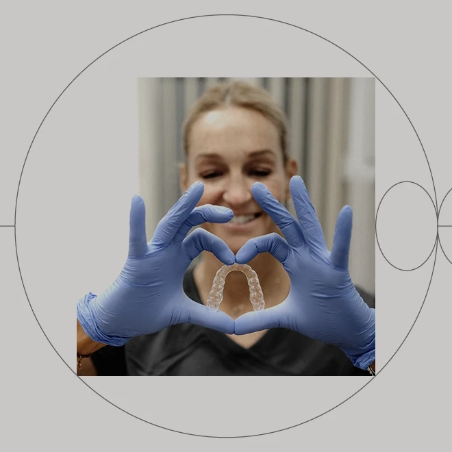 Glow Ortho Fogászat - Dr. Deseő Kinga - a láthatatlan fogszabályzás specialista